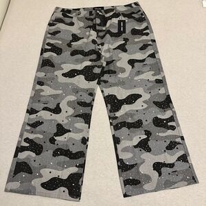 HOMME + FEMME Mens Camo Rhinestone Pearl Wide Leg Denim Jeans Size 44